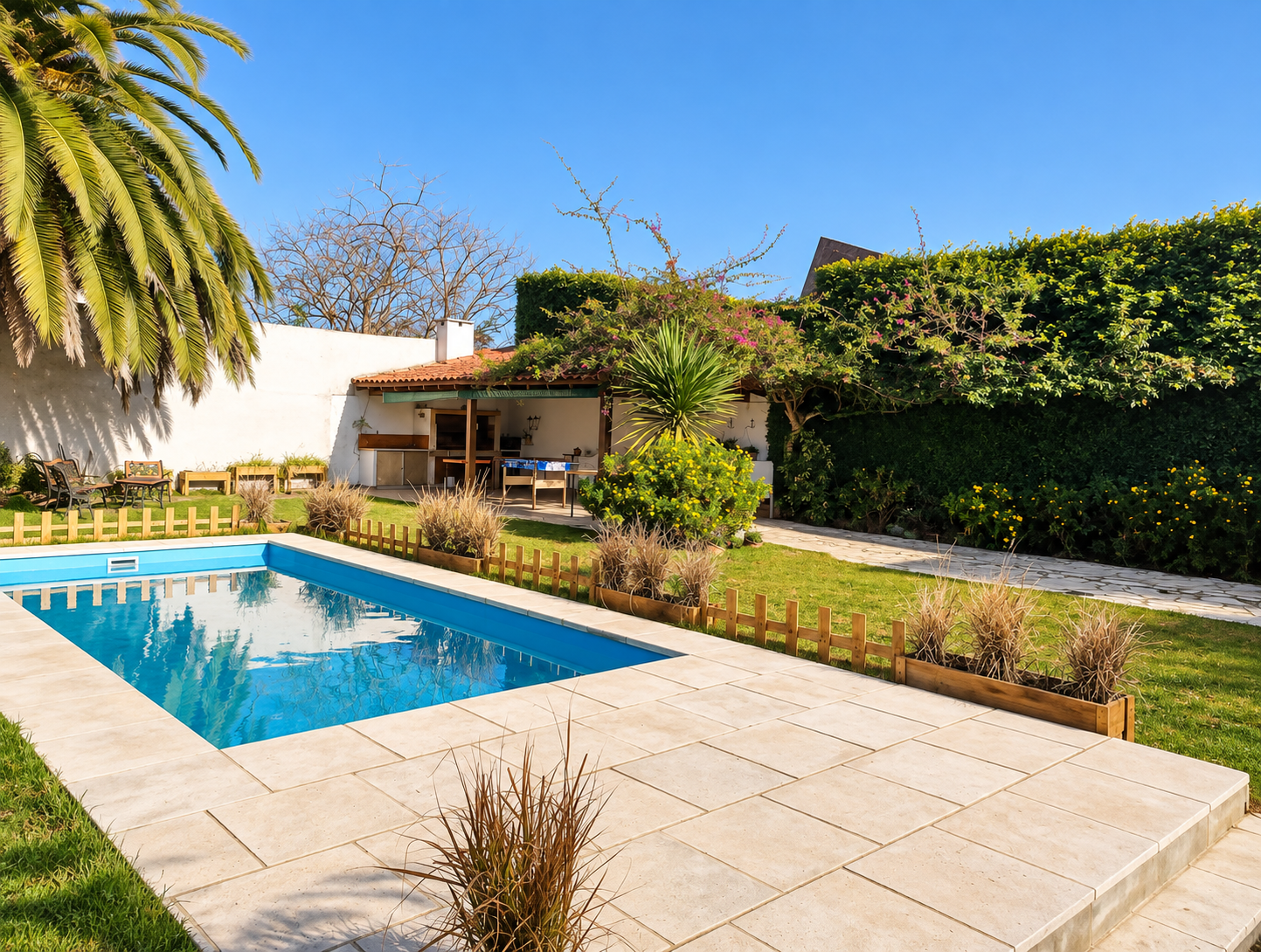 Jardín y piscina de Villaverdi Eventos